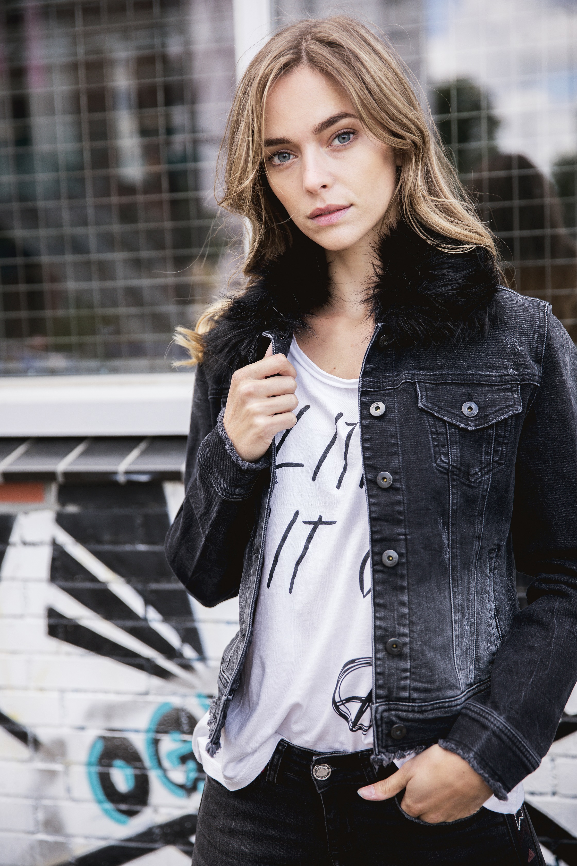 Zhrill Adina W9089 Damen Jeansjacke mit Fell