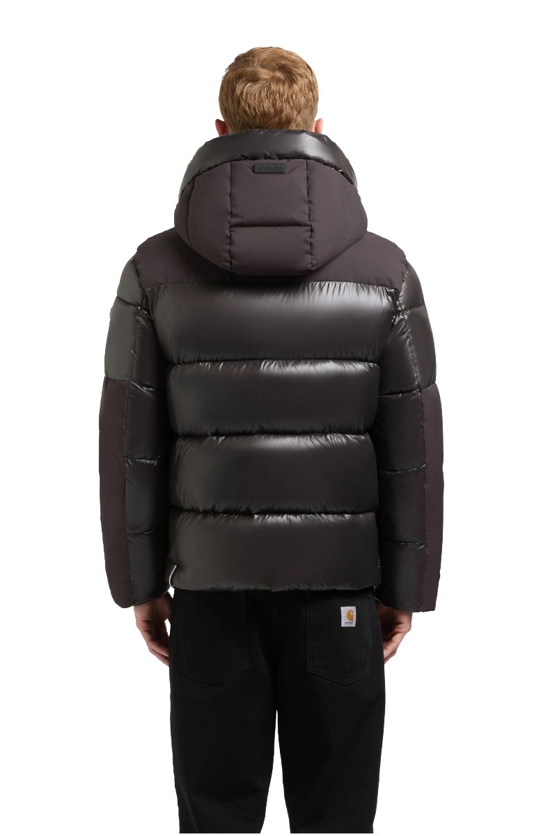 Khujo ALST 2 Herren Winter Steppjacke mit großer Kapuze und glänzenden Stepppartien