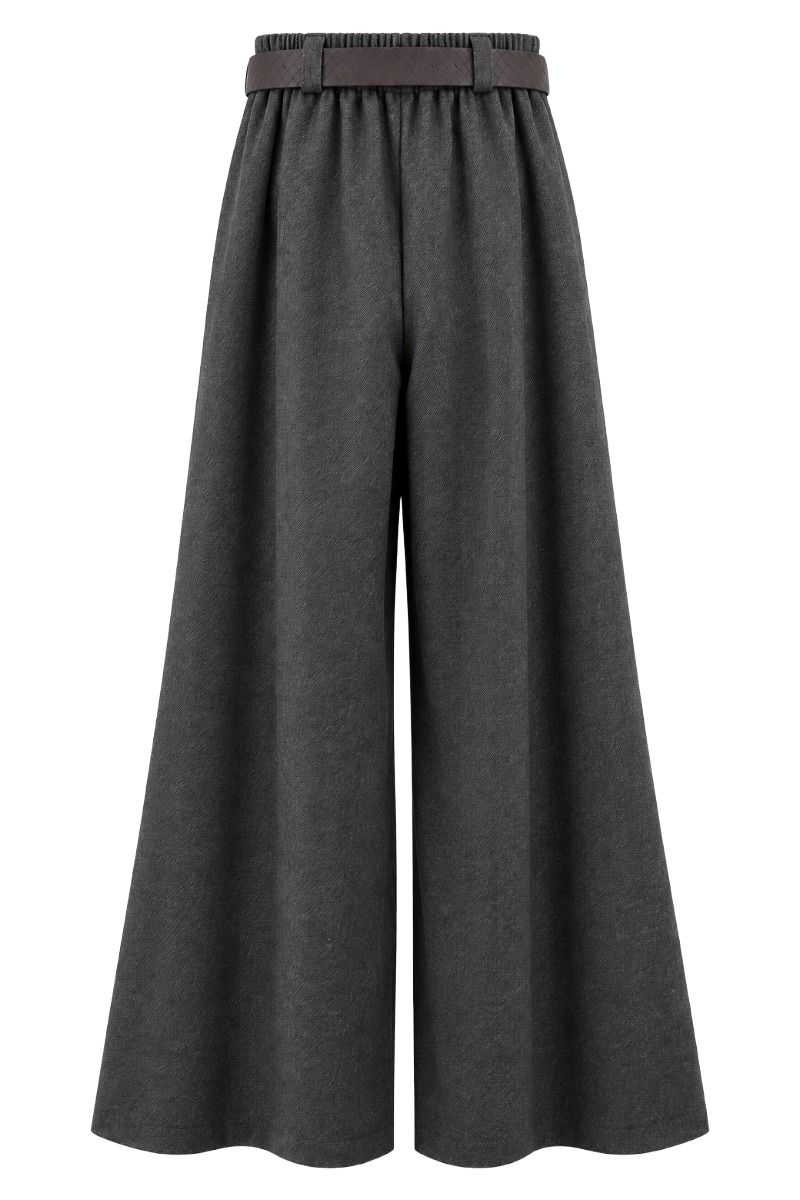 Weite Hose mit Bundfalten und Gürtel