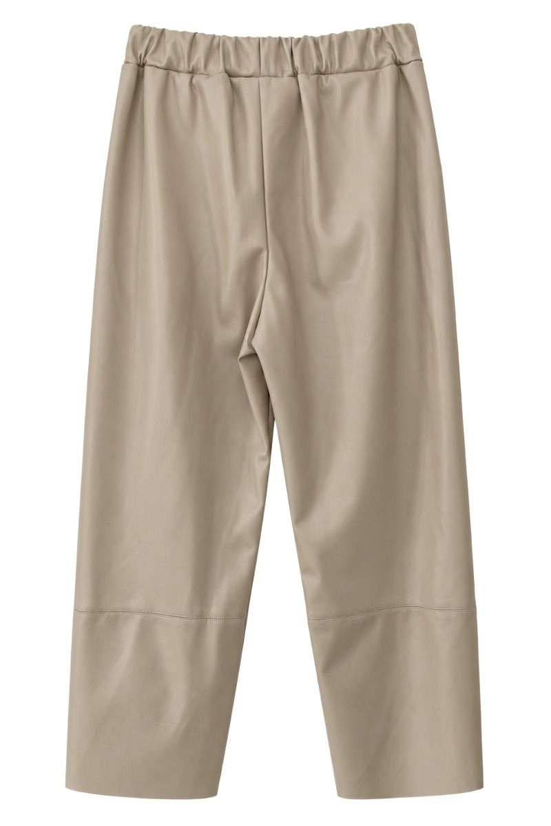 Kunstlederhose konisch mit Gummibund