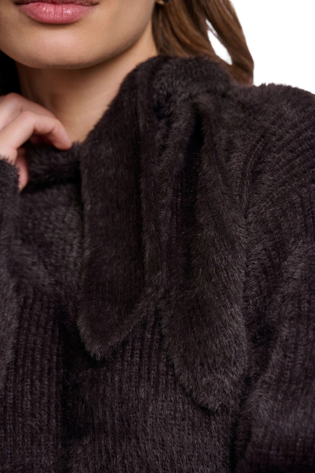 Rino & Pelle „Griselda“ Damen Pullover mit Schleifenkragen