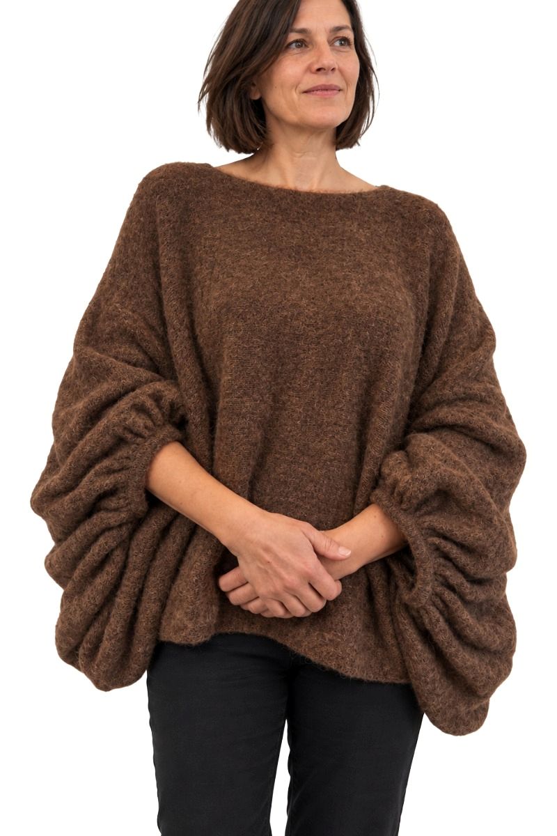 Poncho-Pullover mit weiten Ballonärmeln