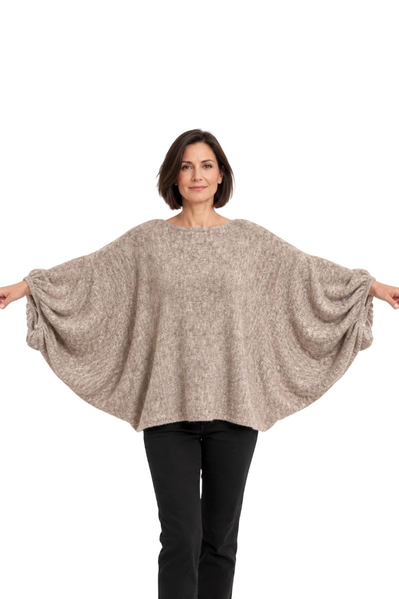 Poncho-Pullover mit weiten Ballonärmeln