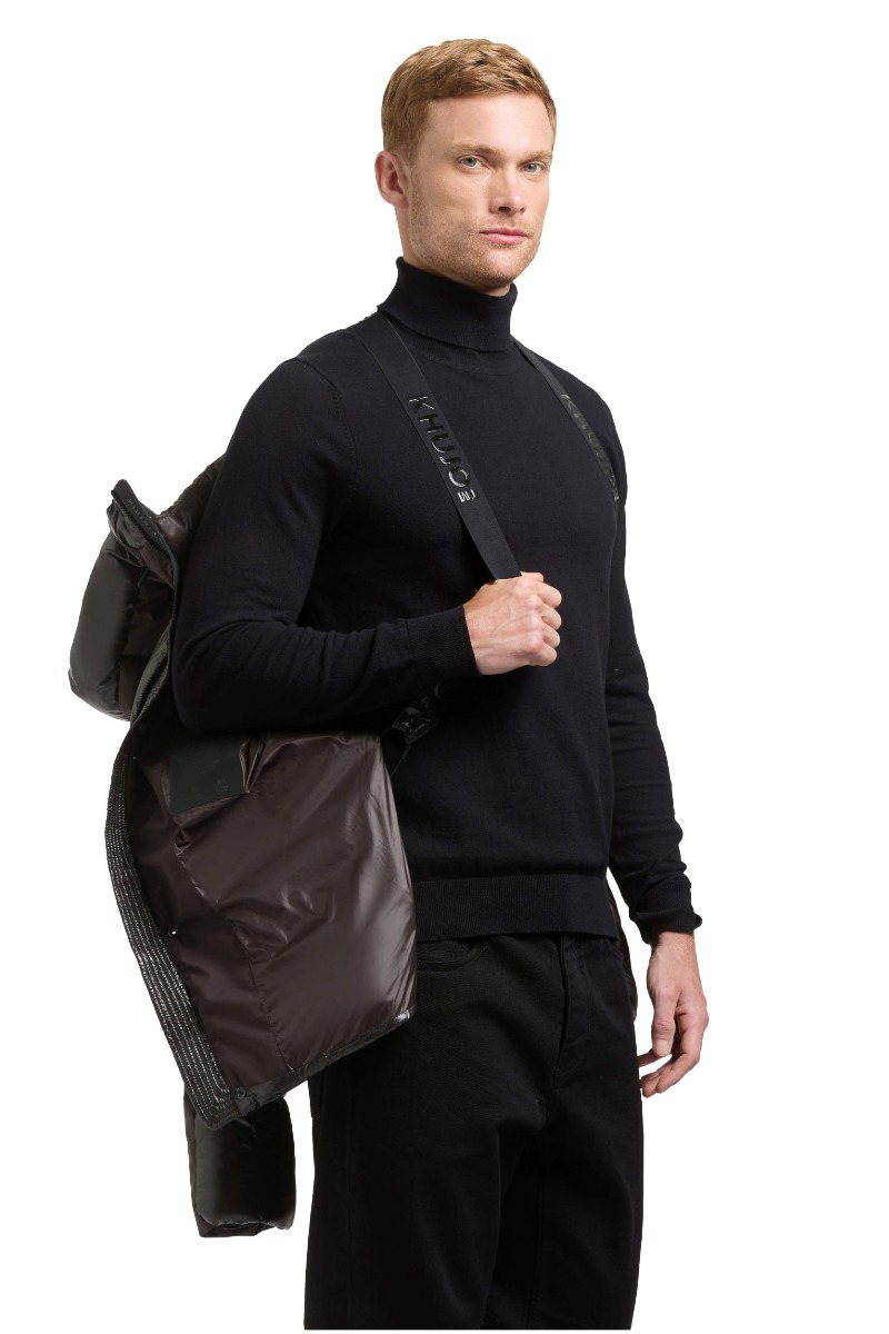 Khujo ALST 2 Herren Winter Steppjacke mit großer Kapuze und glänzenden Stepppartien