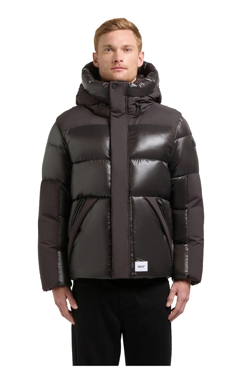 Khujo ALST 2 Herren Winter Steppjacke mit großer Kapuze und glänzenden Stepppartien