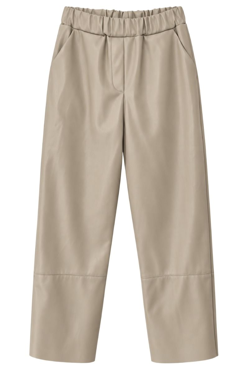 hellbeige