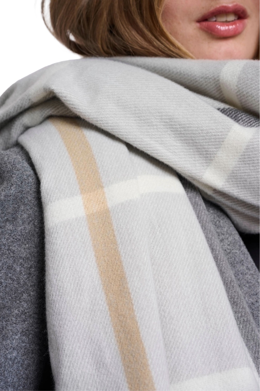 light grey check