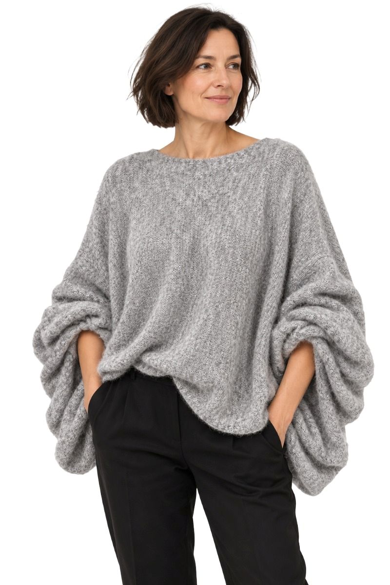 Poncho-Pullover mit weiten Ballonärmeln