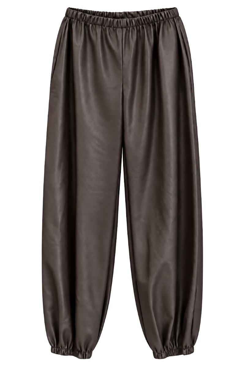 Kunstlederhose mit Gummizug am Bund und Beinabschluss