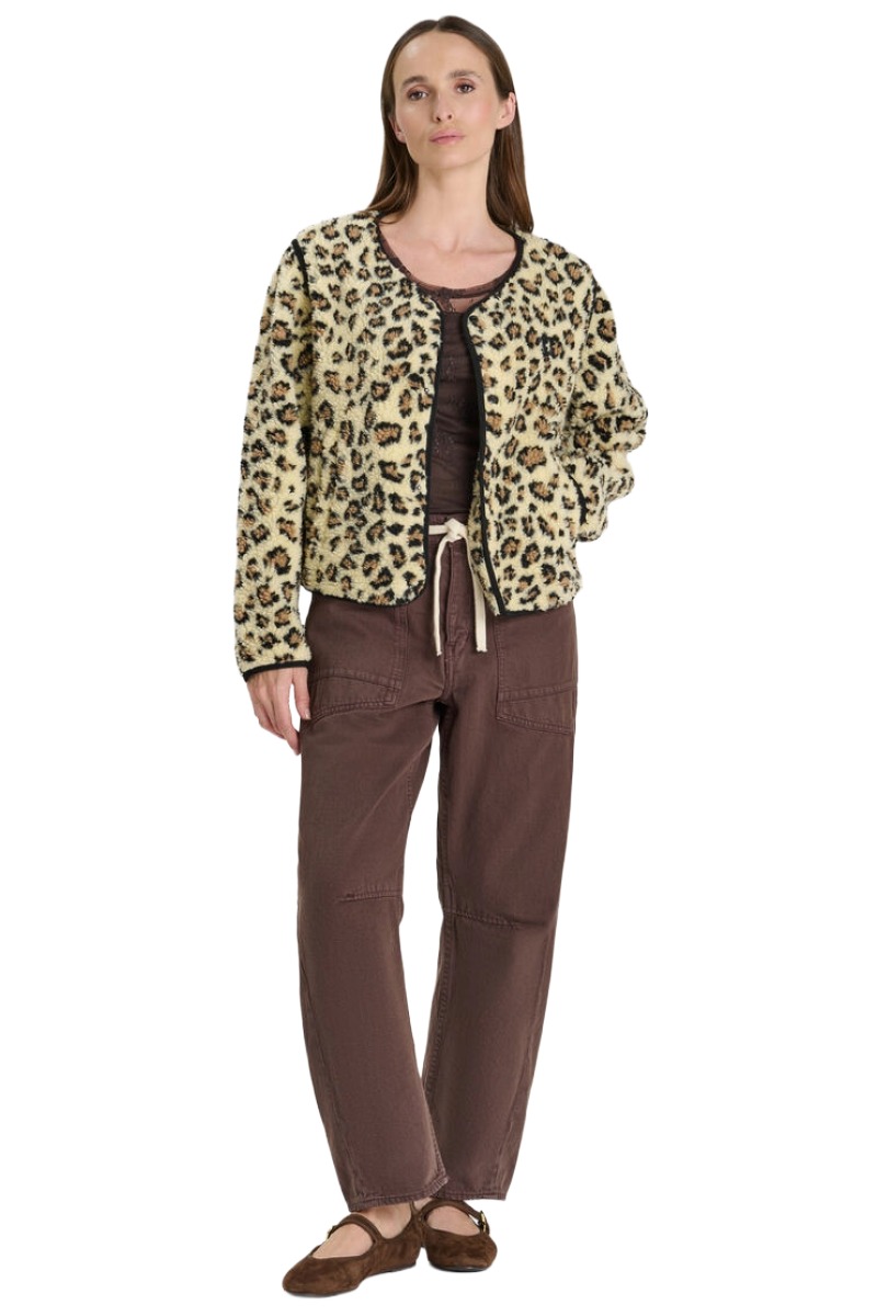 Le Temps des Cerises Poema Teddyjacke im Leo-Look